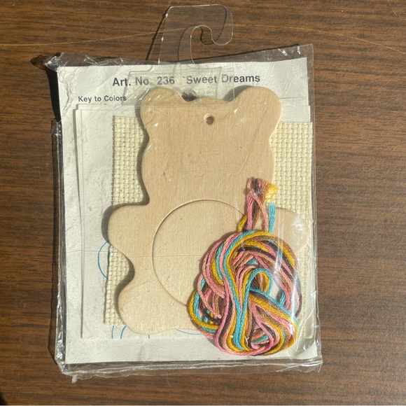 Vintage Cross Stitch Bear Craft - Picture 2 of 4